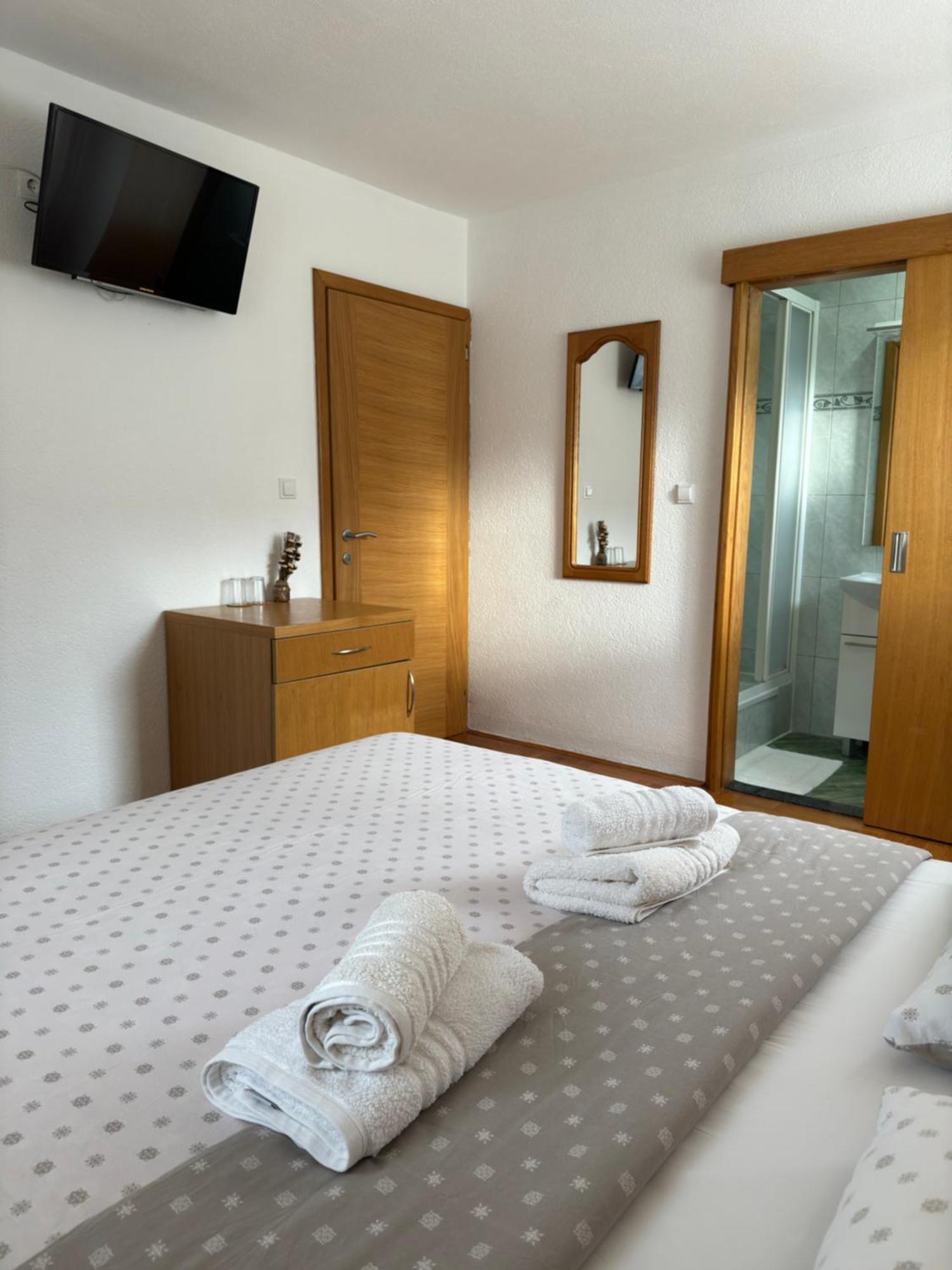House Kajfes Hotel Plitvička Jezera Buitenkant foto