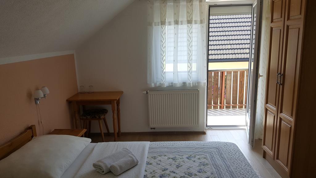 House Kajfes Hotel Plitvička Jezera Buitenkant foto