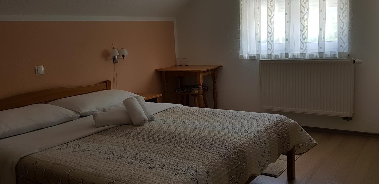 House Kajfes Hotel Plitvička Jezera Buitenkant foto